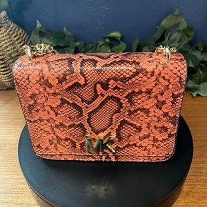 NWOT Michael Kors Shoulder Strap & Crossbody